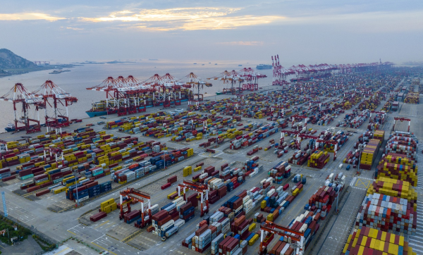 股票配資利息多少 十省份前三季度GDP增速跑贏全國, 四季度經濟預計延續企穩回升態勢